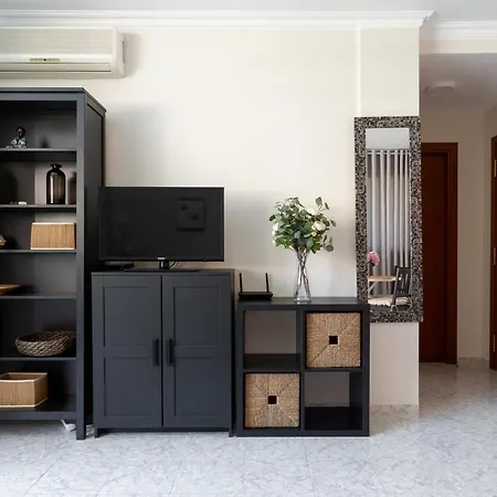 Tic Tac 13 Family Apartment With Pool View